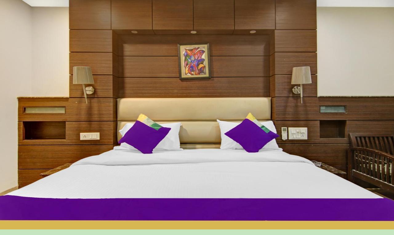 Treebo Trend Elite Hotell New Delhi Exteriör bild