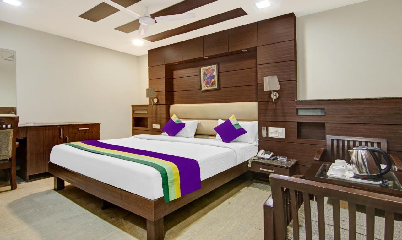 Treebo Trend Elite Hotell New Delhi Exteriör bild